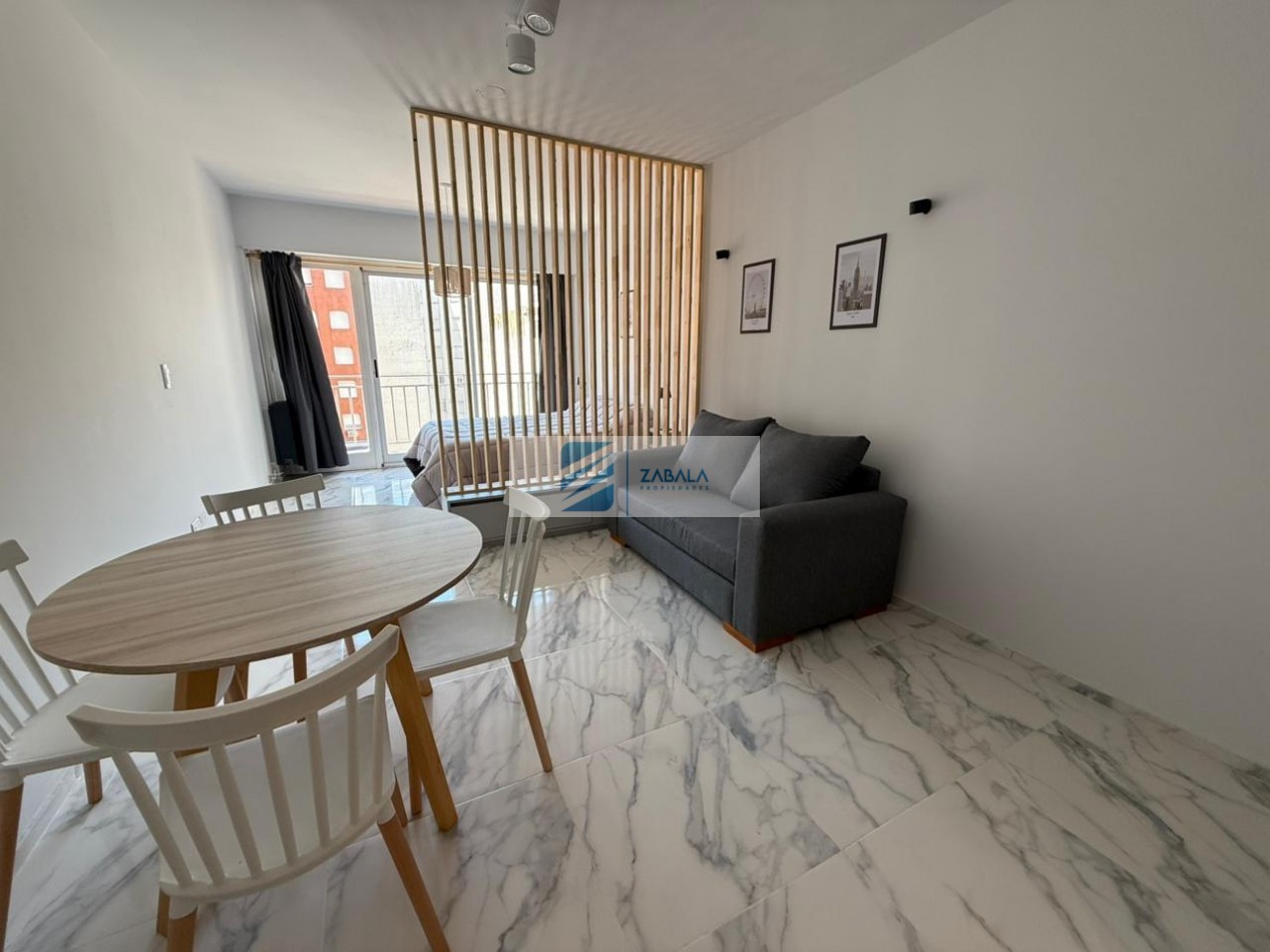 DEPARTAMENTO 1 AMB VISTA LATERAL AL MAR 