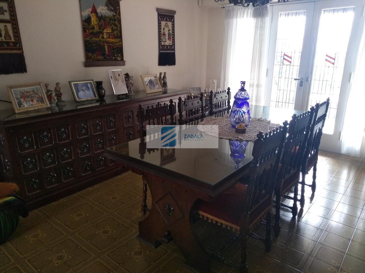 CASA 5 AMB PARQUE Y COCHERA 