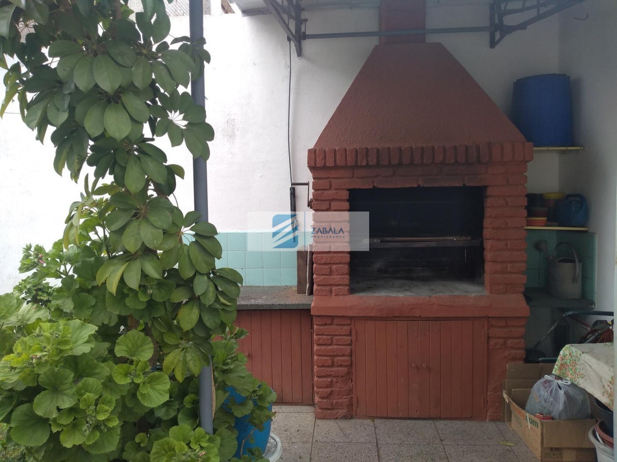 CASA 5 AMB PARQUE Y COCHERA 